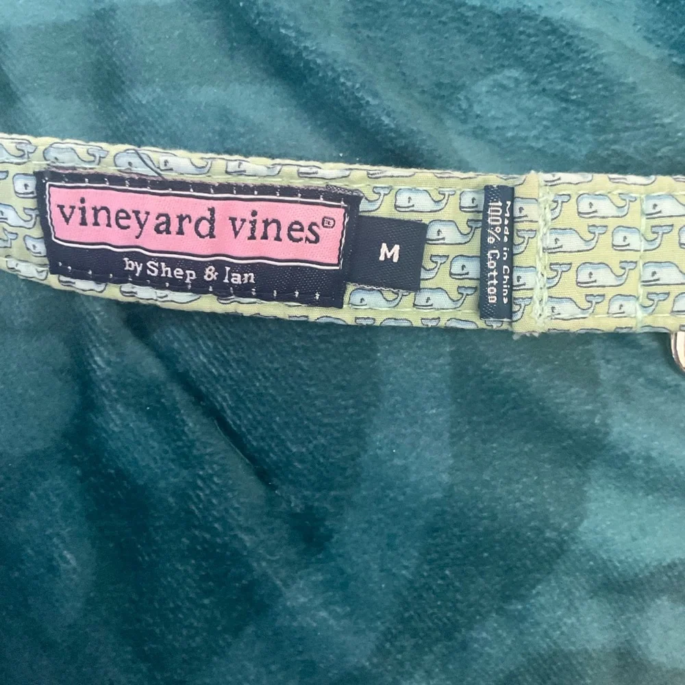 Vineyard Vines- Boys Whale Pattern D-Ring Belt, Green, M-28”